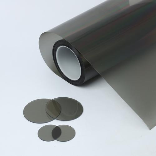 Cad é an Polarizer? Agus an bhfuil a fhios agat cad é feidhm pholaire LCD?